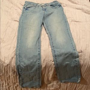 Levi jeans